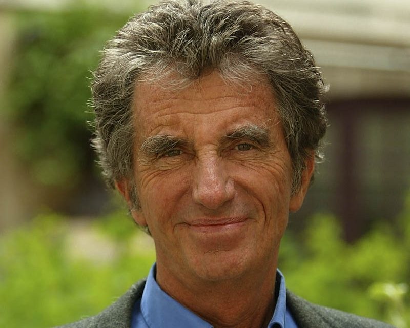 Ecole : Jack Lang remercie les maîtres « qui sont en première ligne, en avant-garde »