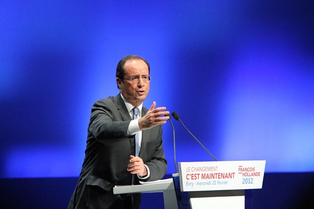 Collège : François Hollande monte au créneau et défend la réforme