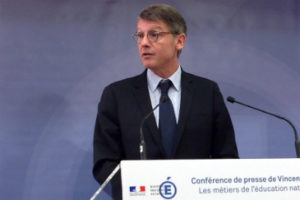 Vincent Peillon évolution métiers éducation nationale