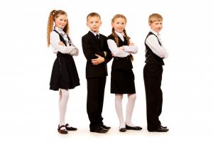 Toulouse : le collège Pierre de Fermat propose d'instaurer le port de la blouse à l'école © Andrey Kiselev - Fotolia.com Toulouse : le collège Pierre de Fermat propose d'instaurer le port de la blouse à l'école © Andrey Kiselev - Fotolia.com