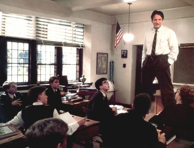 Les professeurs inspirés par le Cercle des poètes disparus rendent hommage à Robin Williams