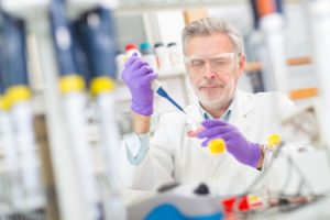 chercheur laboratoire science