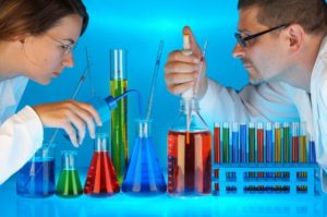 chercheurs scientifiques laboratoire