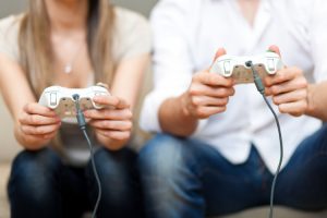 couple gamers jeux video couple gamers jeux video