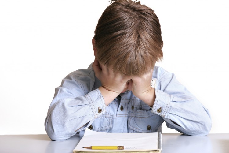 Déconfinement : Comment repérer les symptômes de stress chez l’enfant ?