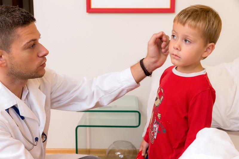 Santé : JM Blanquer veut une visite médicale pour tous les enfants de moins de 6 ans