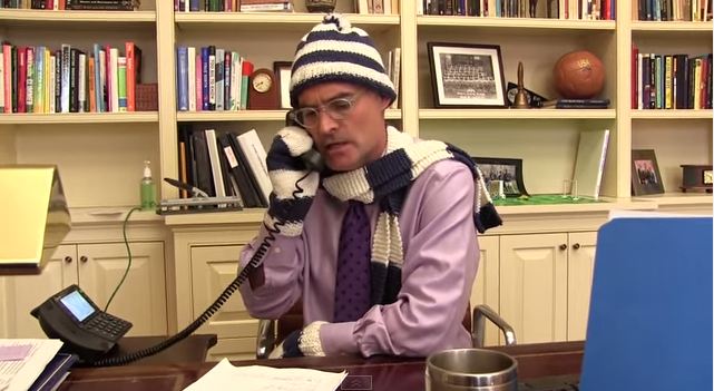 Le directeur d’une école fermée à cause des intempéries parodie « La reine des neiges » sur Youtube