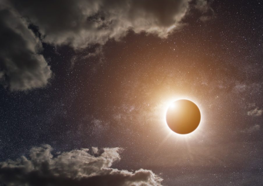Eclipse : pas de récré pour les élèves demain matin ?