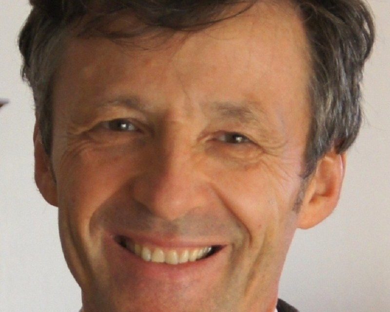 Roland Goigoux : « Ecrire sous la dictée 15 minutes par semaine suffit »