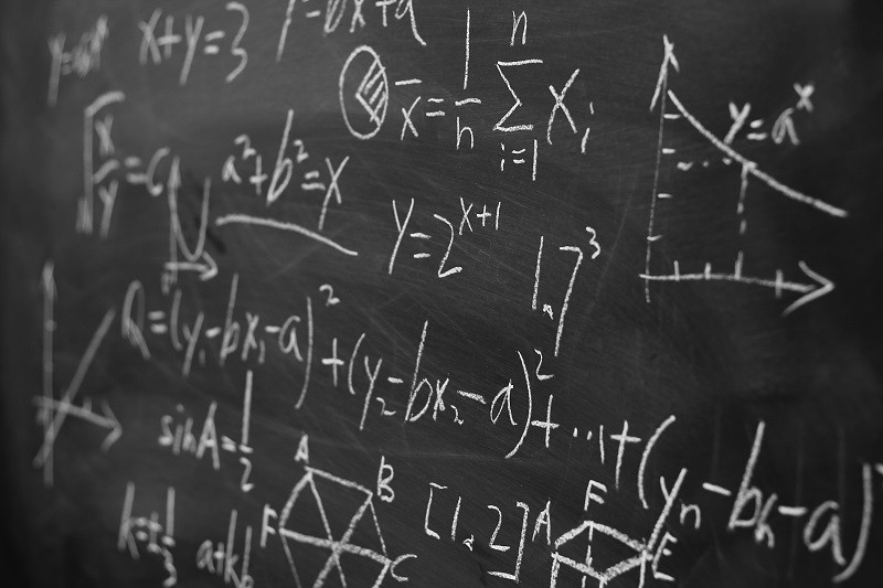 Maths au lycée : Blanquer lance un comité d’experts