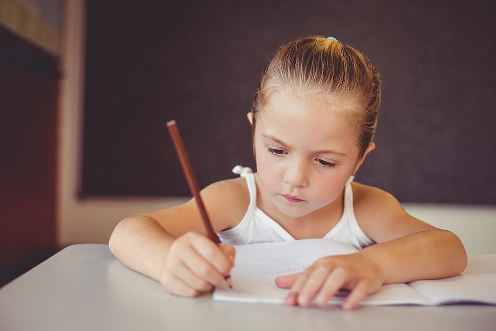 Comment est organisé l’accueil des enfants de soignants à l’école ?