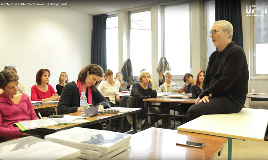 A l’Université des patients, malades chroniques et soignants dans la même classe