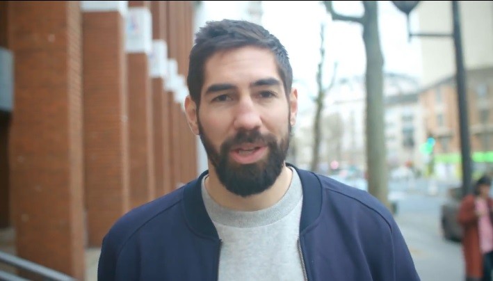 Le handballeur Nikola Karabatic sensibilise les jeunes à la laïcité