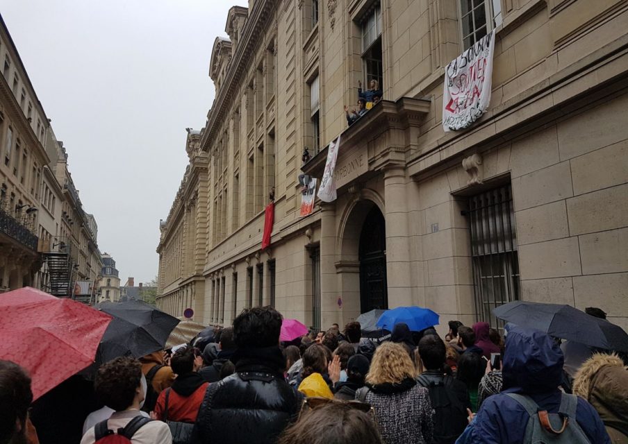 Universités en lutte, le mouvement atteint la Sorbonne