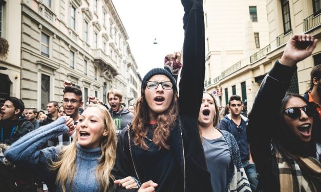 Les lycéens aux côtés des « gilets jaunes » ?