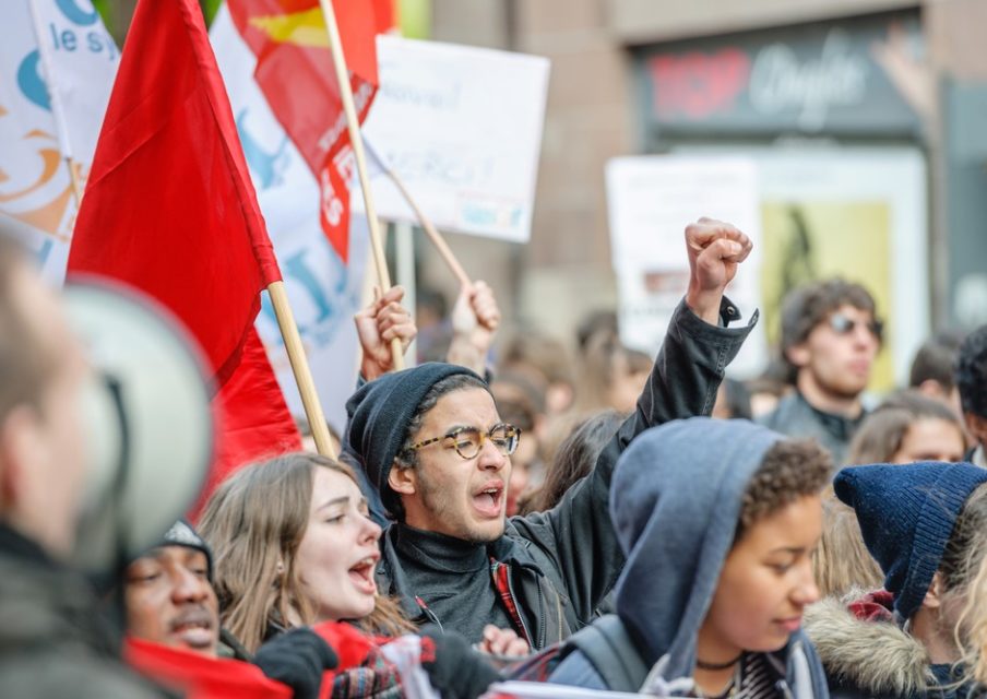 Manifestations lycéennes : blocages et heurts