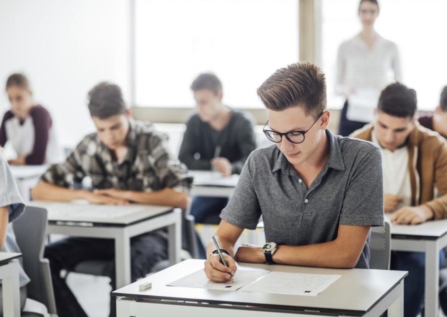 Réforme du lycée : les inégalités territoriales se creusent