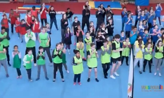 Semaine Olympique et Paralympique à l’école : à Alençon, les élèves aux agrès, aux côtés d’une athlète olympique !