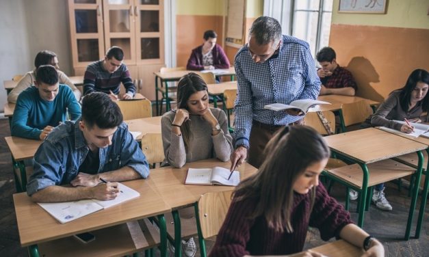 Enseignants : vers un recrutement à bac+3 ?