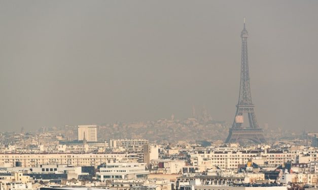 Pollution de l’air dans les écoles : inquiétude à Paris et Marseille