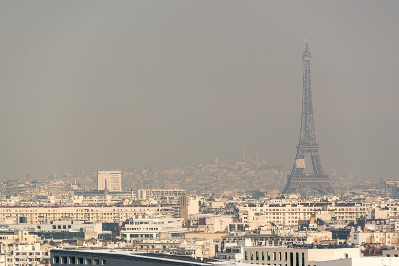 Pollution de l’air dans les écoles : inquiétude à Paris et Marseille