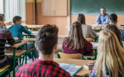 Le nombre d’enseignants non-titulaires dans le secteur public a augmenté de près de 12%