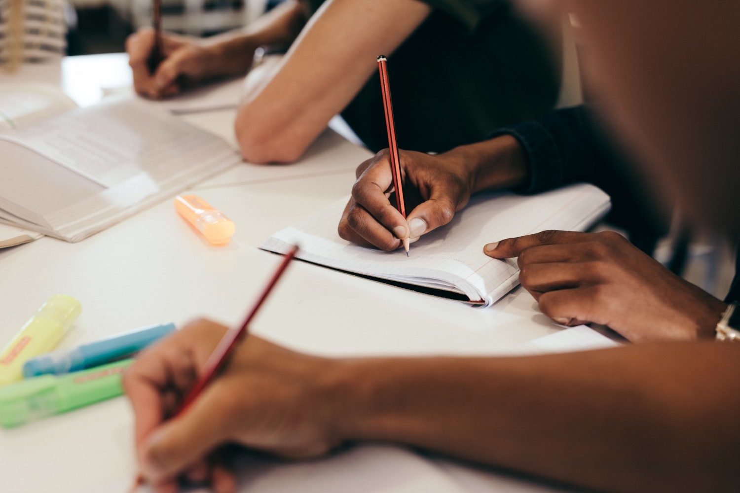 Du soutien scolaire gratuit pour collégiens et lycéens à la Cité des sciences de Paris