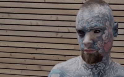 Le prof des écoles le plus tatoué de France empêché d&rsquo;exercer en maternelle