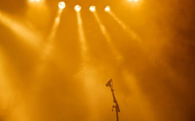 Musique, théâtre, conférences à la maison : que nous offrent institutions et artistes ?