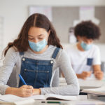 Plus de 570 000 élèves contaminés cette semaine