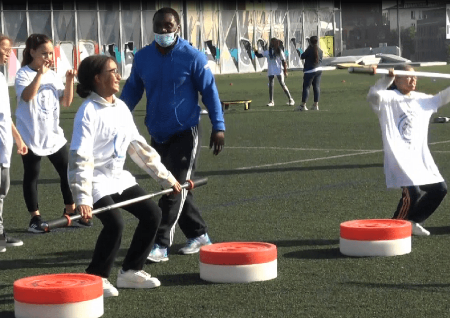 Paris : près de 1000 enfants réunis pour la journée nationale du sport scolaire 2021