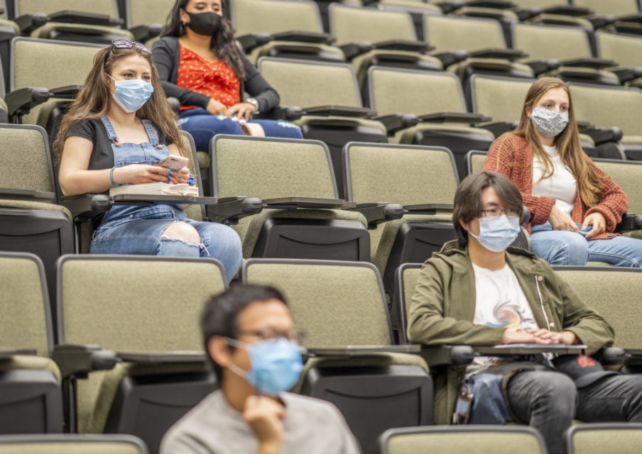 Universités : des pétitions pour reporter les partiels de janvier face aux contaminations