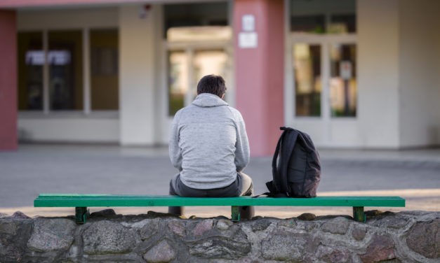 Un guide académique pour lutter contre cyberviolences et cyberharcèlement