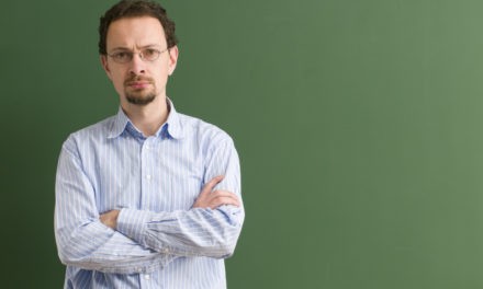 Renforcement des maths dans le tronc commun : « On remet des maths, mais y a plus de profs ! »
