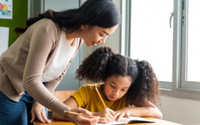 4 000 postes d’AESH créés : « qui veut l’être pour moins de 900 € par mois ? »