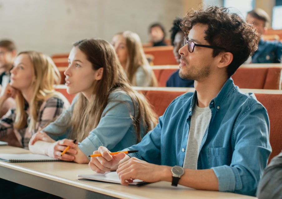 Egalité des chances : inexistante après le collège ?