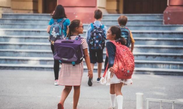 Rentrée des classes : « des classes sans enseignants, des contractuels qui ne se présentent pas »