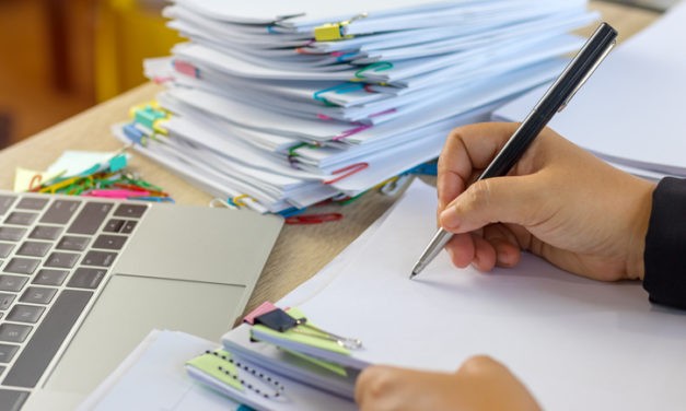 En 2023, un enseignant du secondaire a effectué en moyenne 1,72 HSA par semaine