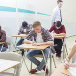 Grève pendant le bac : les syndicats et les enseignants divisés