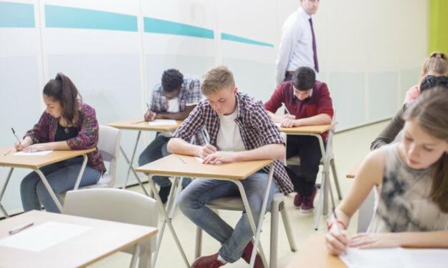 Grève pendant le bac : les syndicats et les enseignants divisés