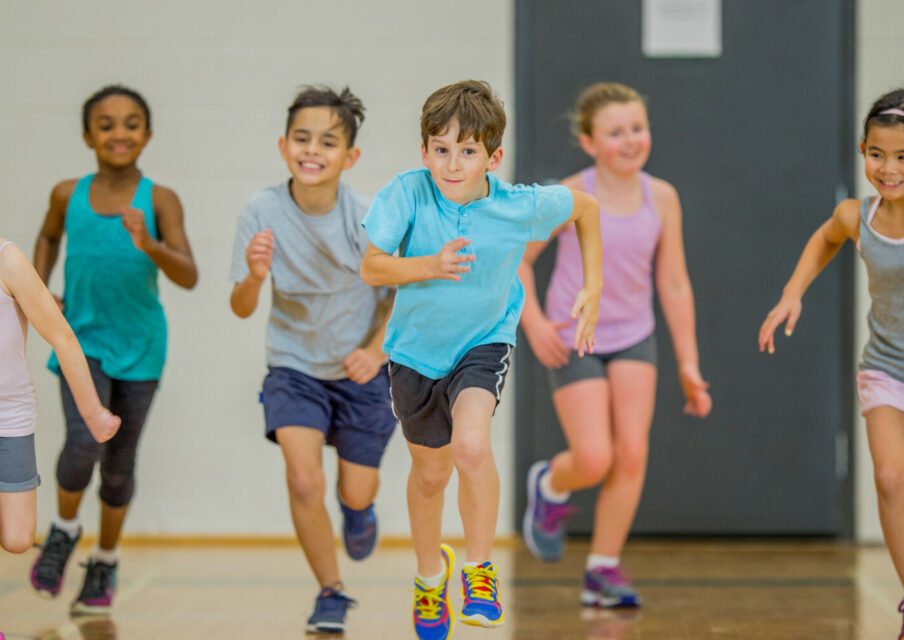 Le gouvernement accélère sur la pratique du sport à l’école