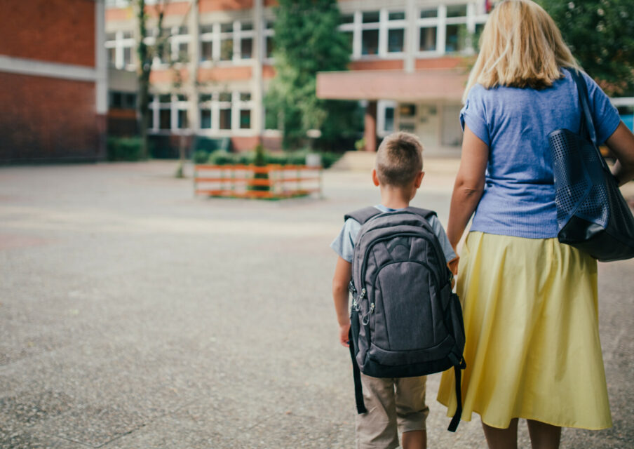 Élisabeth Borne promet « une réelle transformation de notre école »