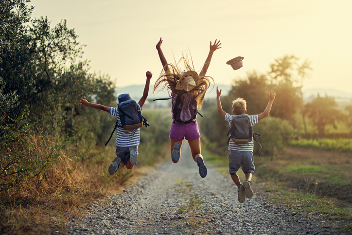 Ponts de mai : les parents peuvent-ils faire manquer l’école à leurs enfants ?