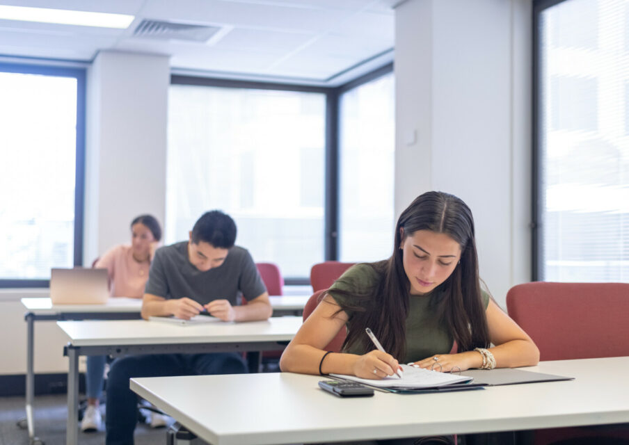 Les évaluations nationales en 5e et 3e seront finalement facultatives