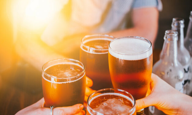 34% des Français sont favorables à l’idée de partager une bière avec Gabriel Attal