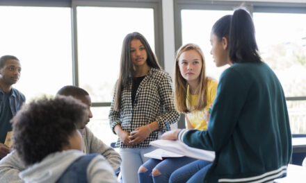 Groupes de niveau en français et en maths au collège : « ils n’auront pas de profs face à eux »