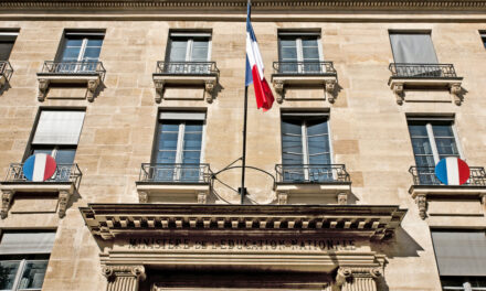 Élisabeth Borne ministre de l’Éducation nationale : les syndicats réagissent