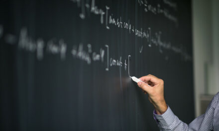 Renforcement du soutien en mathématiques : « ne manque plus qu’à trouver des profs de maths »