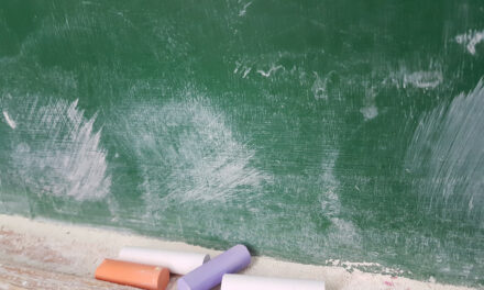 Délabrement dans le 93 : une fenêtre s’effondre sur la tête d’un personnel de collège