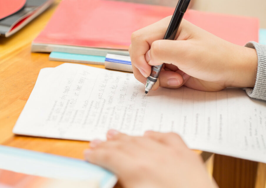 Des cahiers de vacances numériques gratuits pour réviser